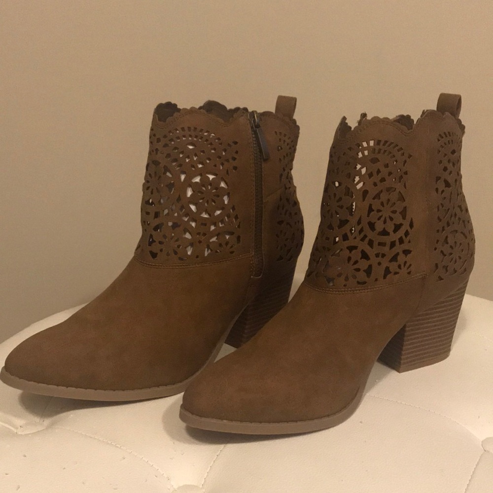 New Brown Boot - Booties